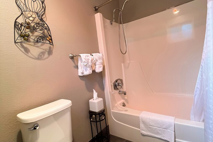 Room 44 of 68
