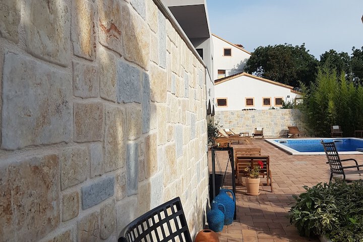 Terrace/Patio 20 of 36