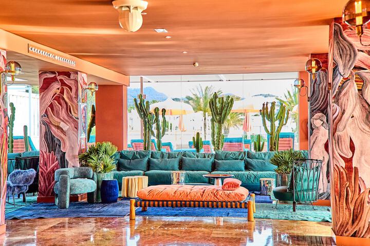 Hotel Interior 9 of 69