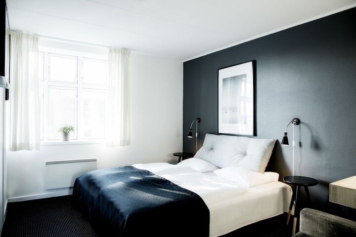 Room 7 of 15
