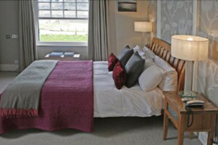 Room 5 of 6