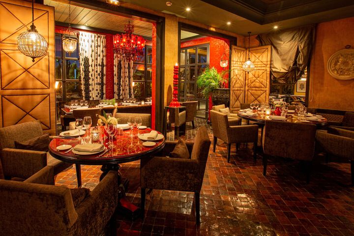 Dining 49 of 65