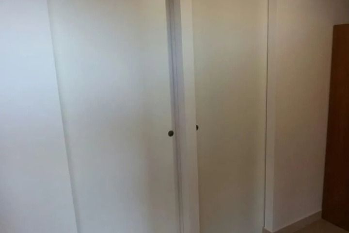Room 11 of 18