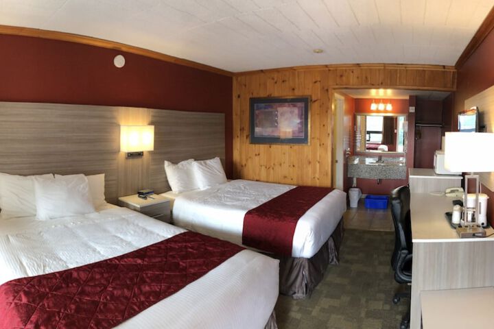 Room 11 of 21