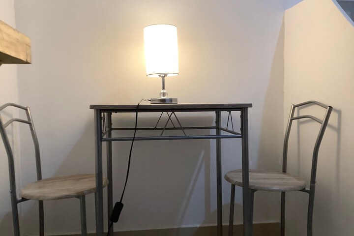 Room 10 of 52