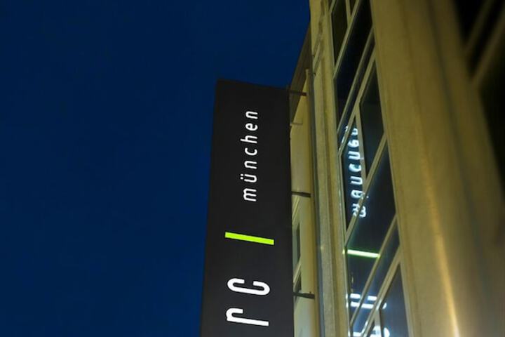 Hotel 42 of 43