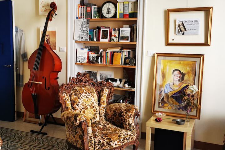 Room 33 of 53