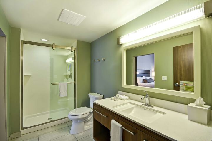 Bathroom shower