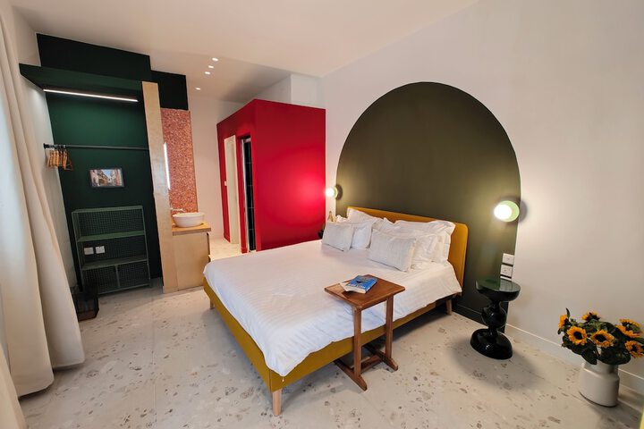 Room 20 of 80