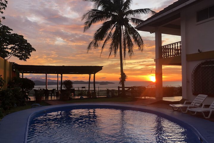Amalia Inn in La Cruz