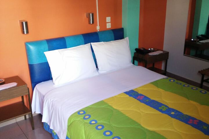 Room 14 of 55