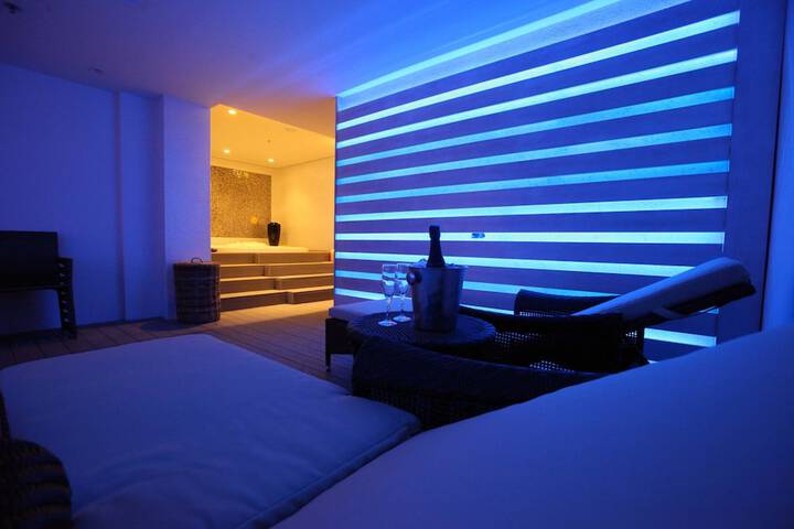 Room 41 of 54