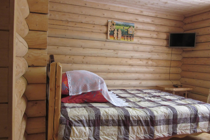Room 2 of 14