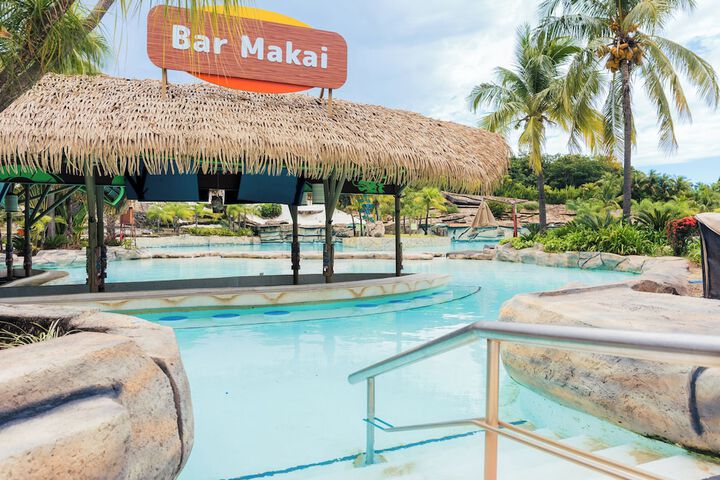 Pool 40 of 82