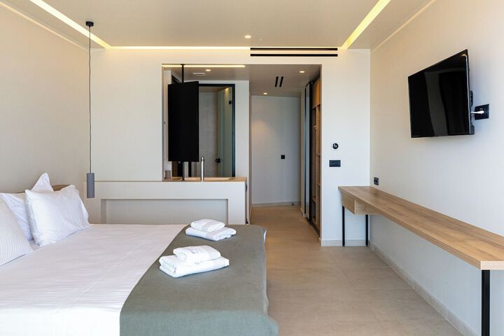 Room 7 of 47