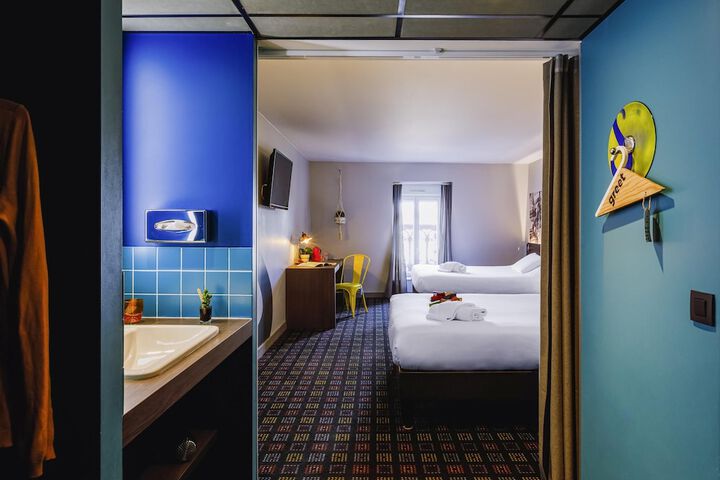 Room 41 of 129