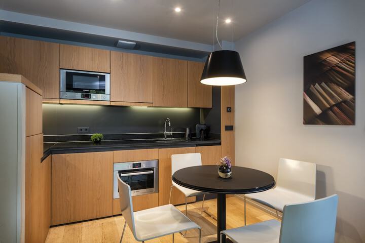 Private kitchenette