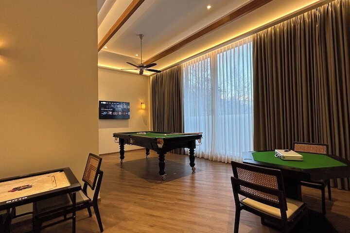 Room 28 of 51