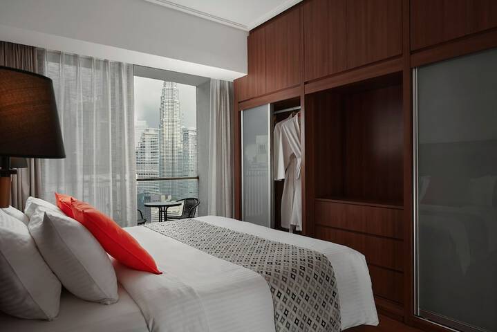 Room 10 of 57