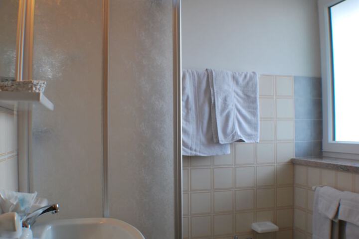 Room 31 of 61