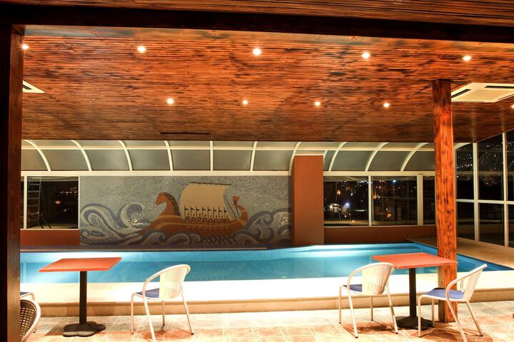 Pool 42 of 64