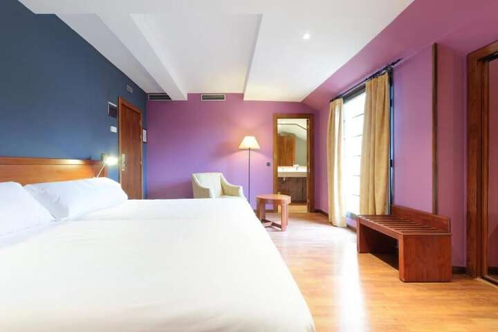 Room 20 of 68