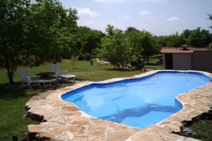 Pool 23 of 27