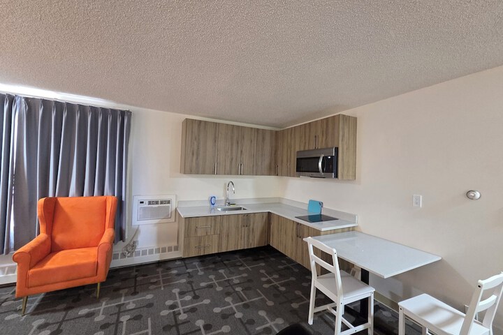 Room 43 of 75