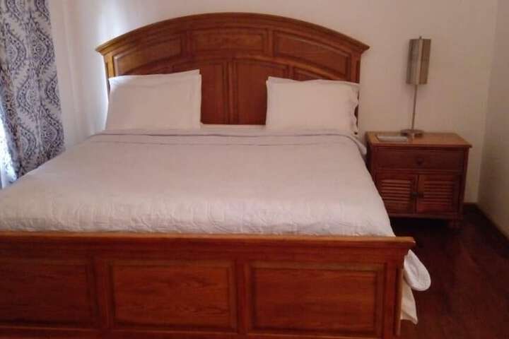 Room 3 of 48