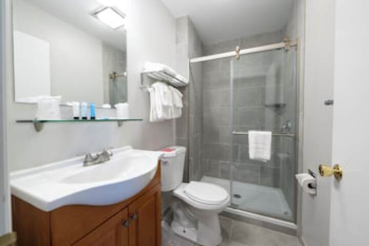 Room 304 of 549