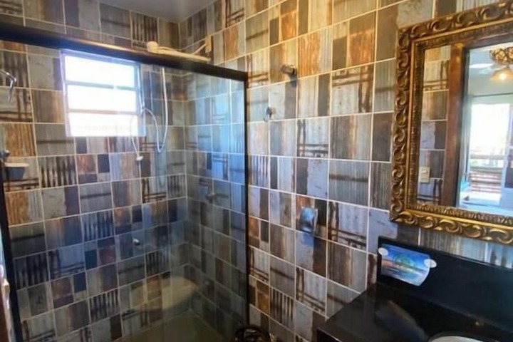 Room 14 of 46