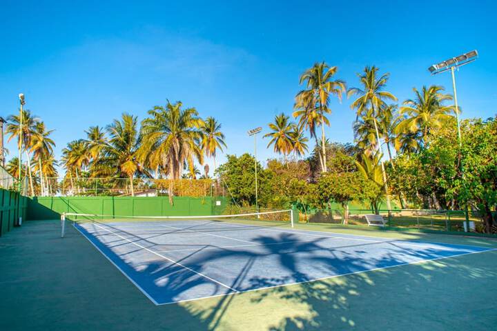 Pools & Facilities