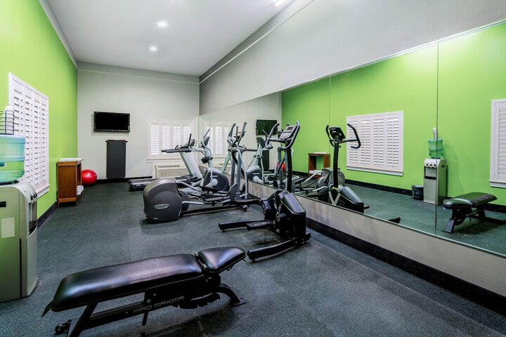 Hotel Gym Photos