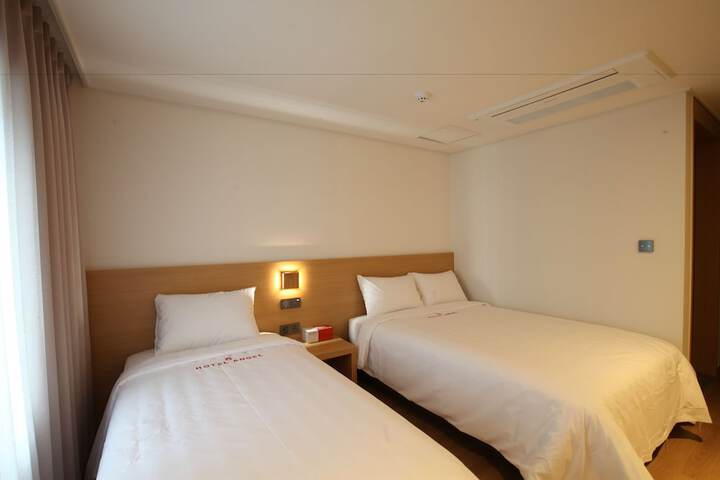 Room 20 of 60