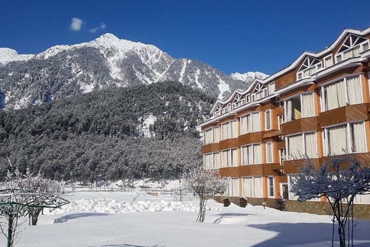 Hotel 76 of 81