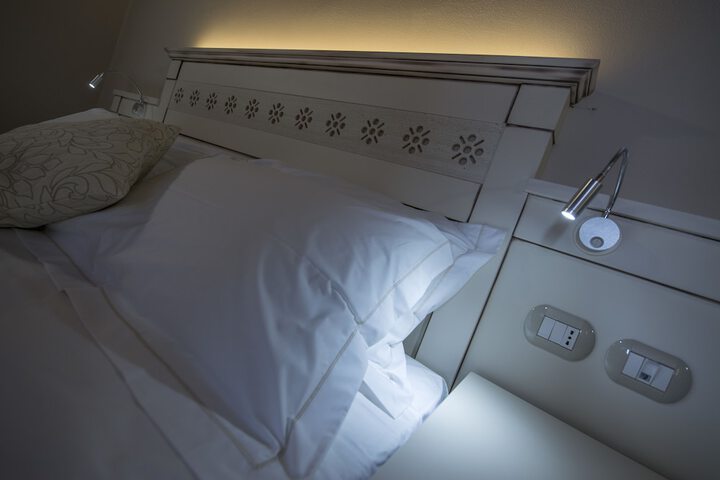 Room 6 of 52