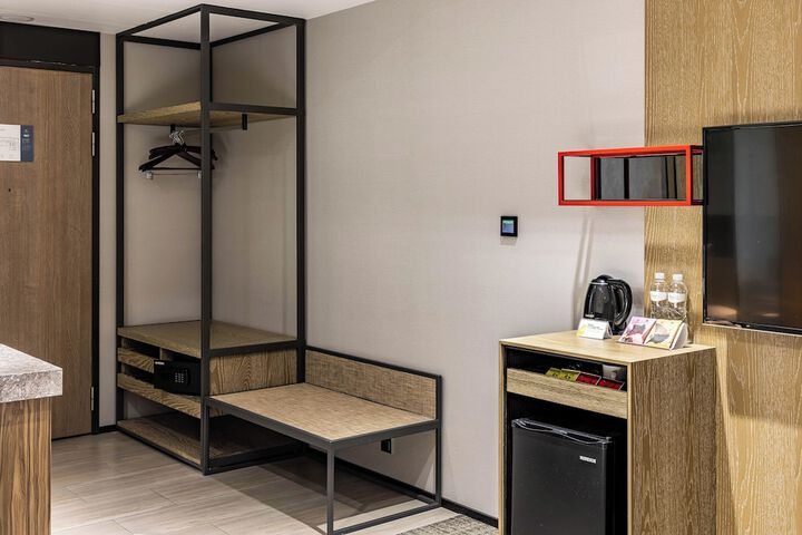 Room 36 of 104