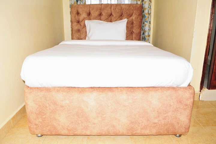 Room 5 of 21