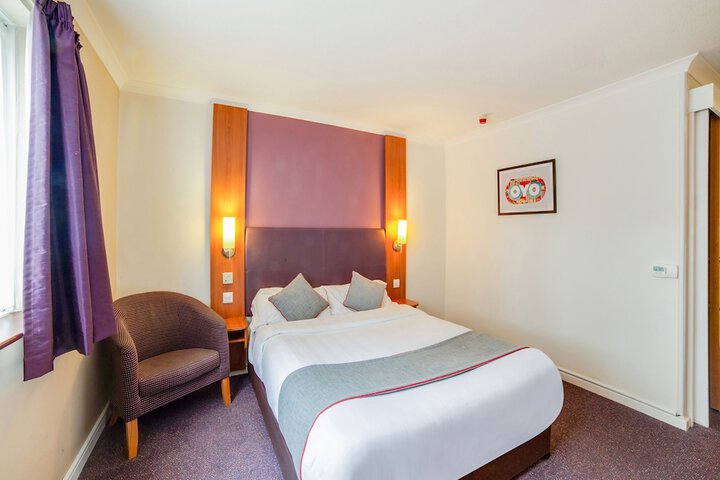 Room 13 of 68