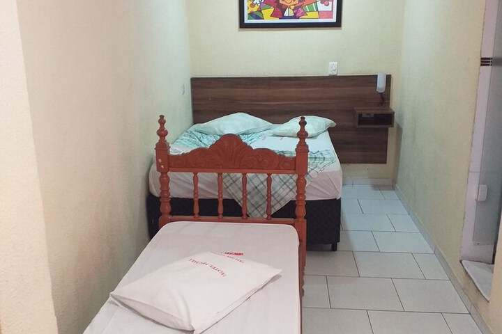 Room 20 of 38