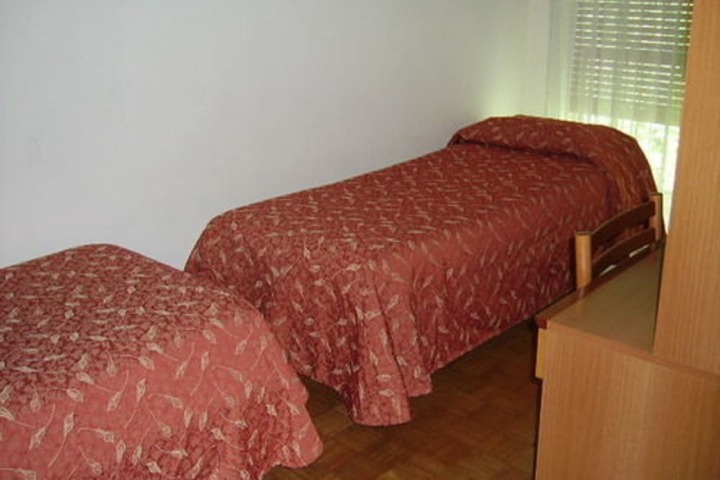 Room 8 of 47