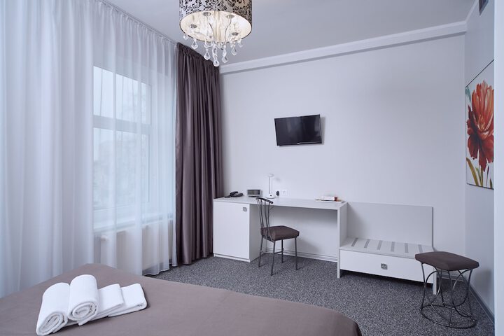 Room 16 of 45