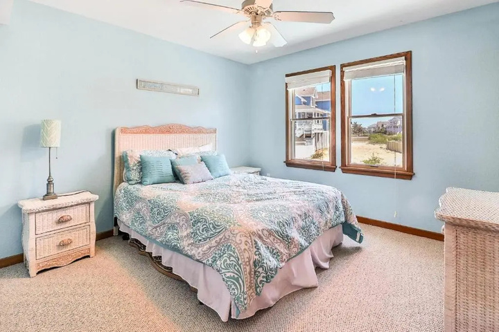 Room 3 of 20