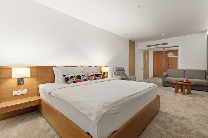 Room 20 of 150