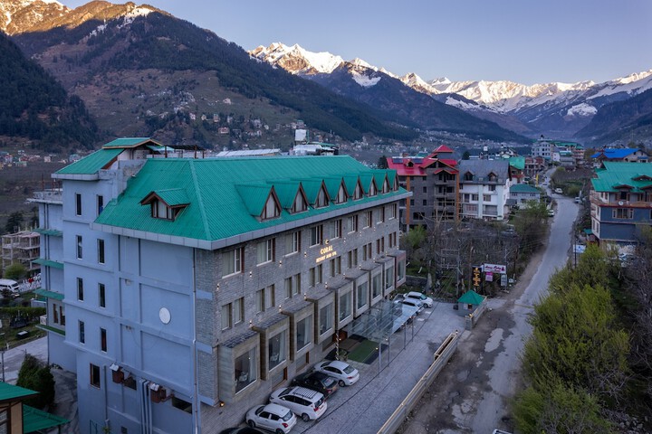 Photo of Coral Resort and Spa Centrally Heated Mountain Side Resort Manali