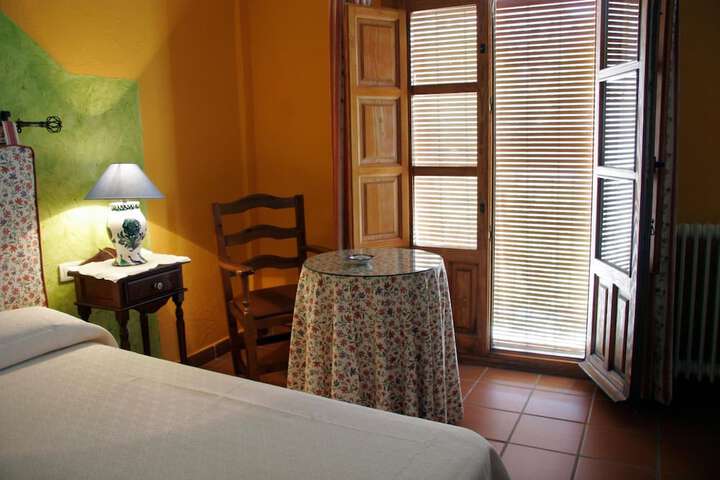 Room 12 of 43