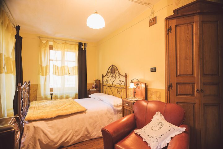 Room 26 of 29