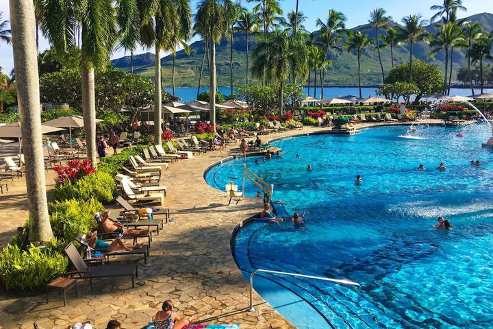 Hotel with Pool