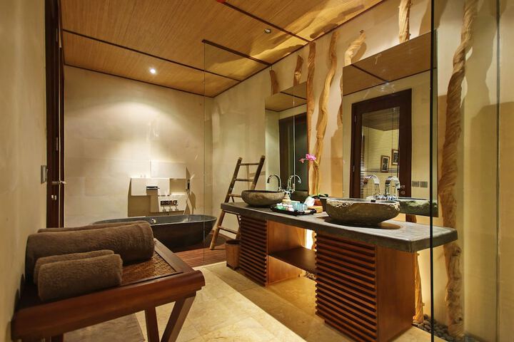 Bath Interior