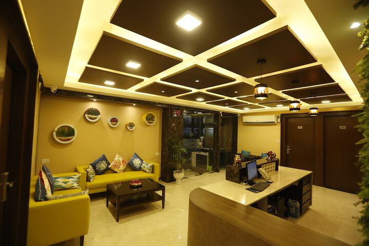 Room 5 of 6